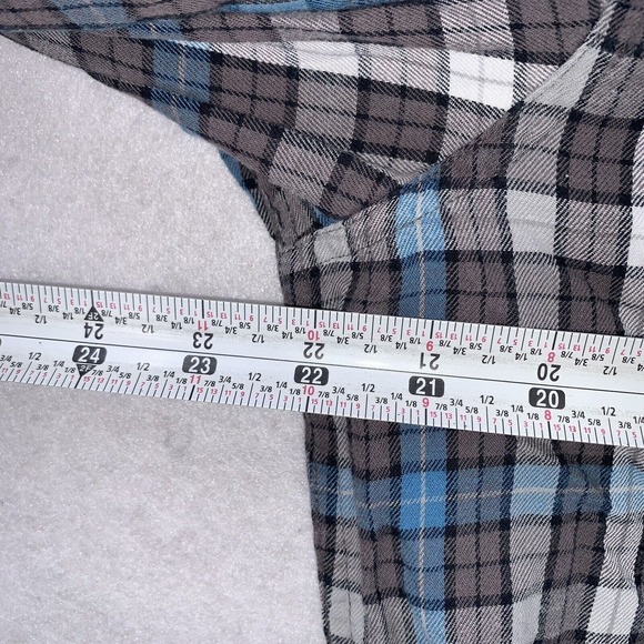 Penguin Classic Fit Blue Black Gray Madras Plaid Flannel Button‎ Shirt Mens Lg - Picture 8 of 9